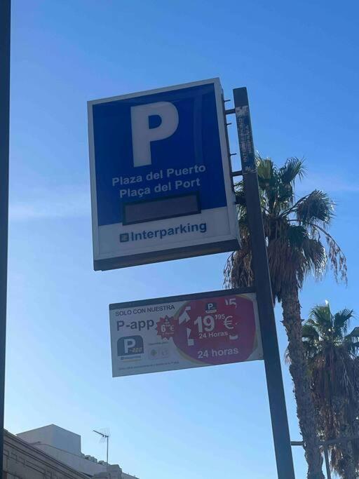 Charming & Spacious Apartment In Historic Centre & Short Walk To Beach Alicante Ngoại thất bức ảnh